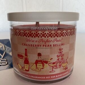 Bath and Body Works Cranberry Pear Bellini Candle NWT